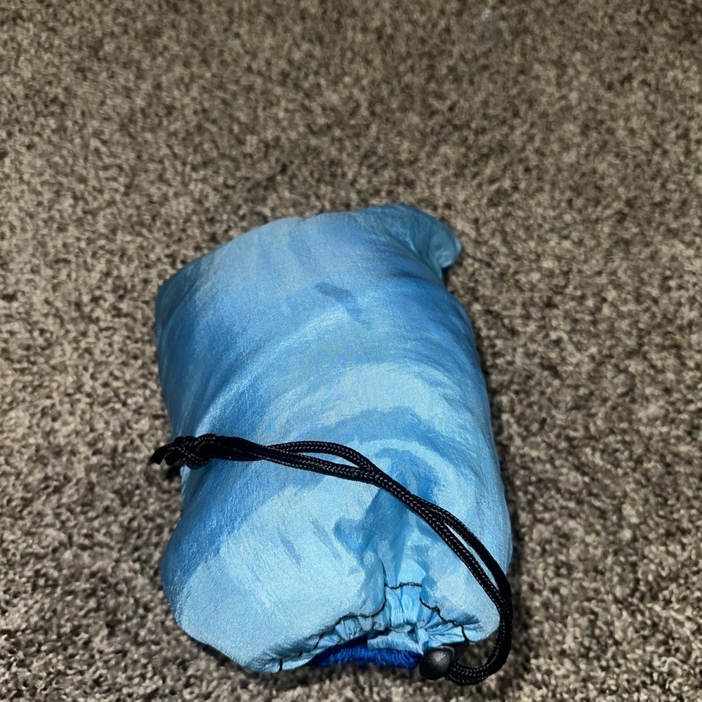 Blue Two-Tone Hammock with net - Picture 6 of 7